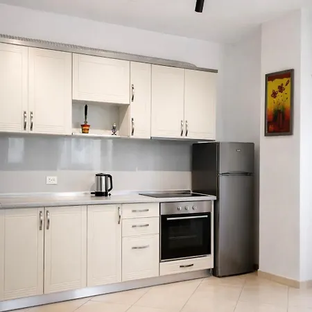Eden Apartment